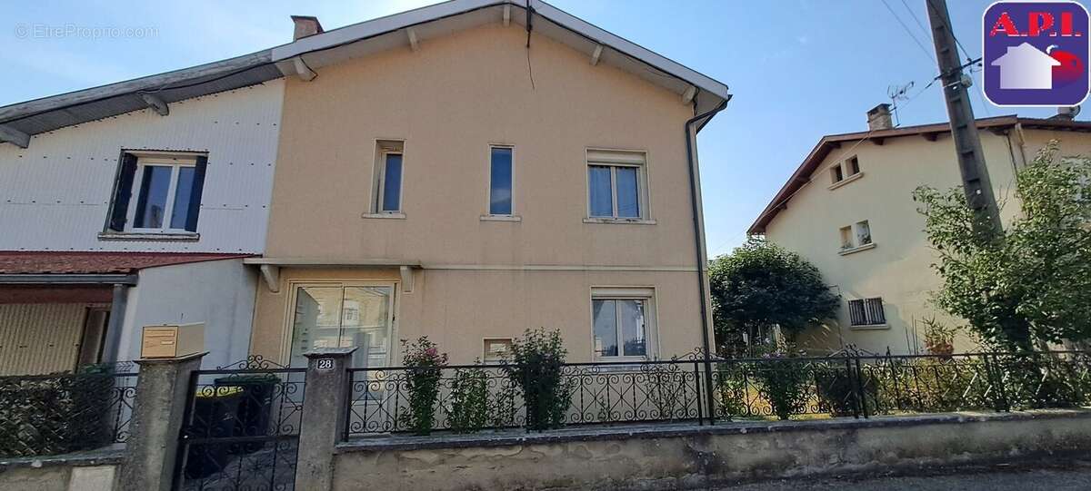 Maison 116 m² à Lavelanet  - photo 2