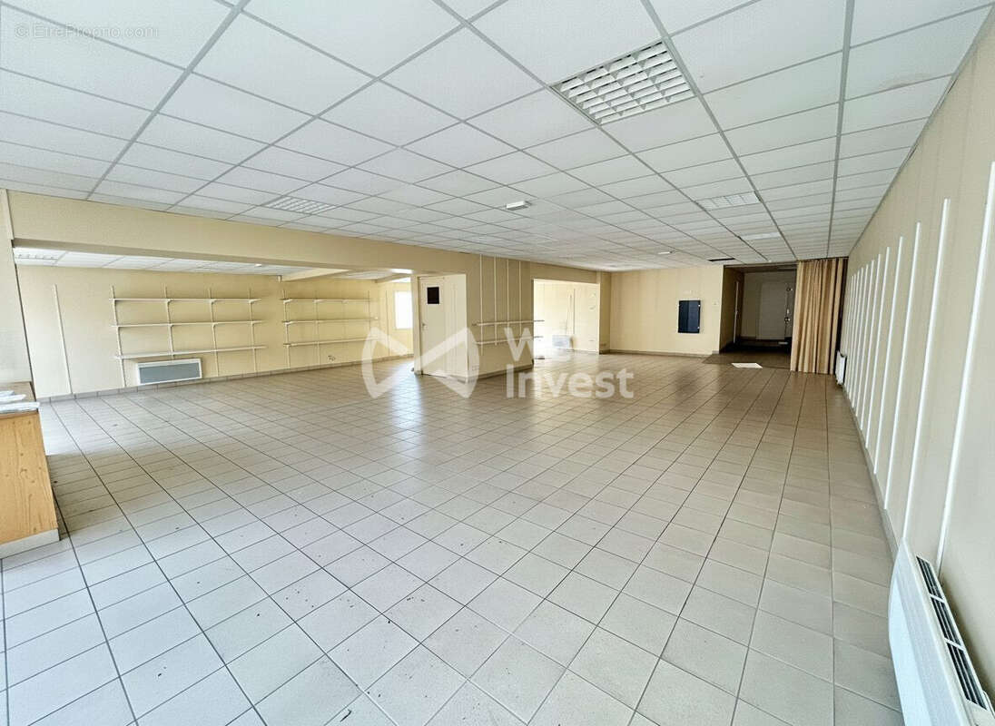 Commerce 383 m² à Montargis  - photo 3