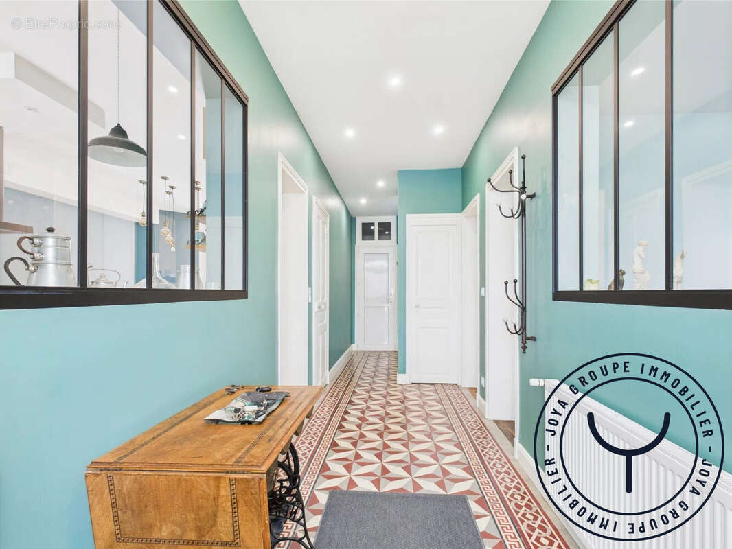 Maison à PONT-SAINTE-MARIE