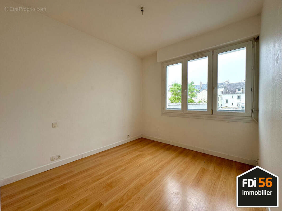 A vendre - centre ville commercants - appartement  t3 - stationnement - exclusivité - photo 3