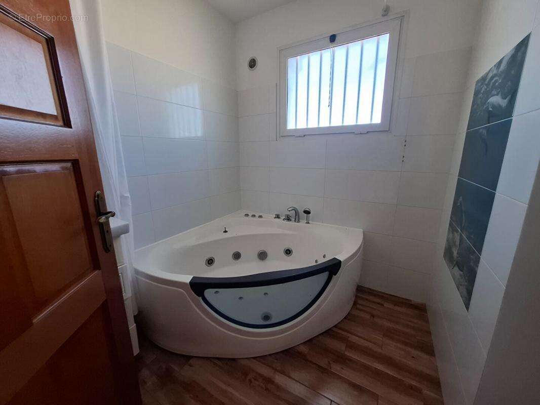 Maison à SAINT-PIERRE