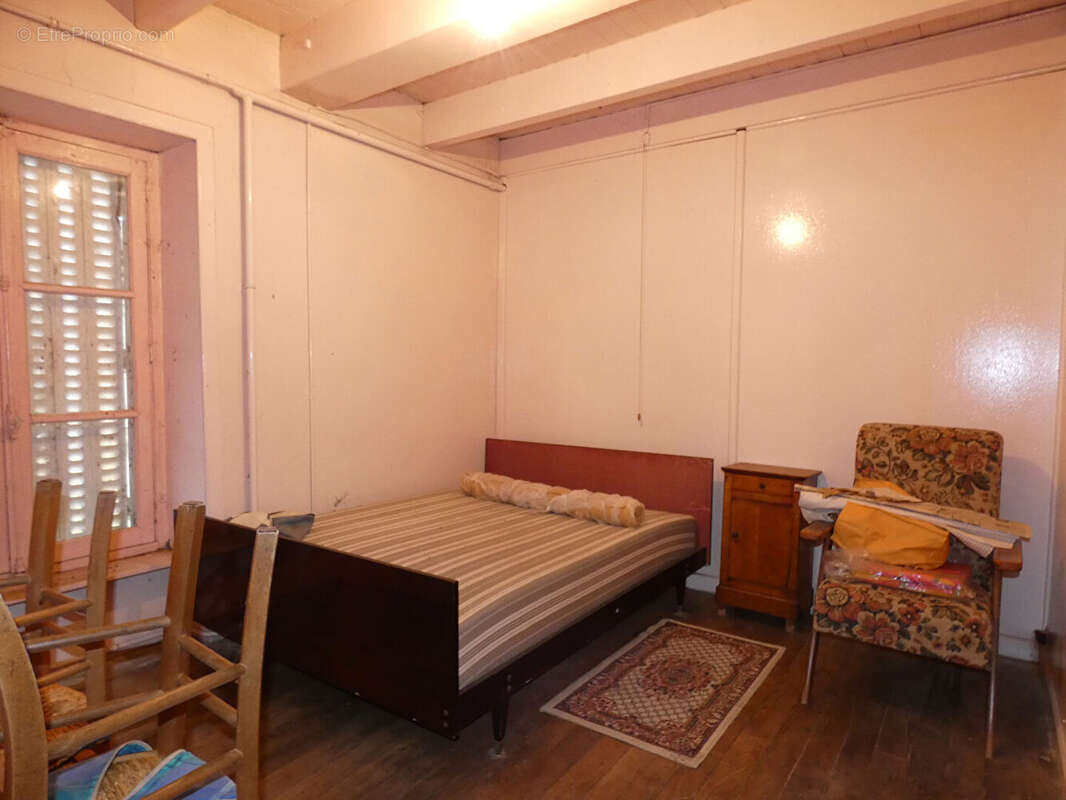 Maison à LE MESNIL-GILBERT