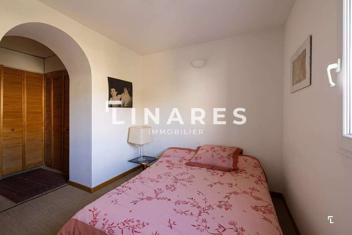 Appartement à MARSEILLE-7E