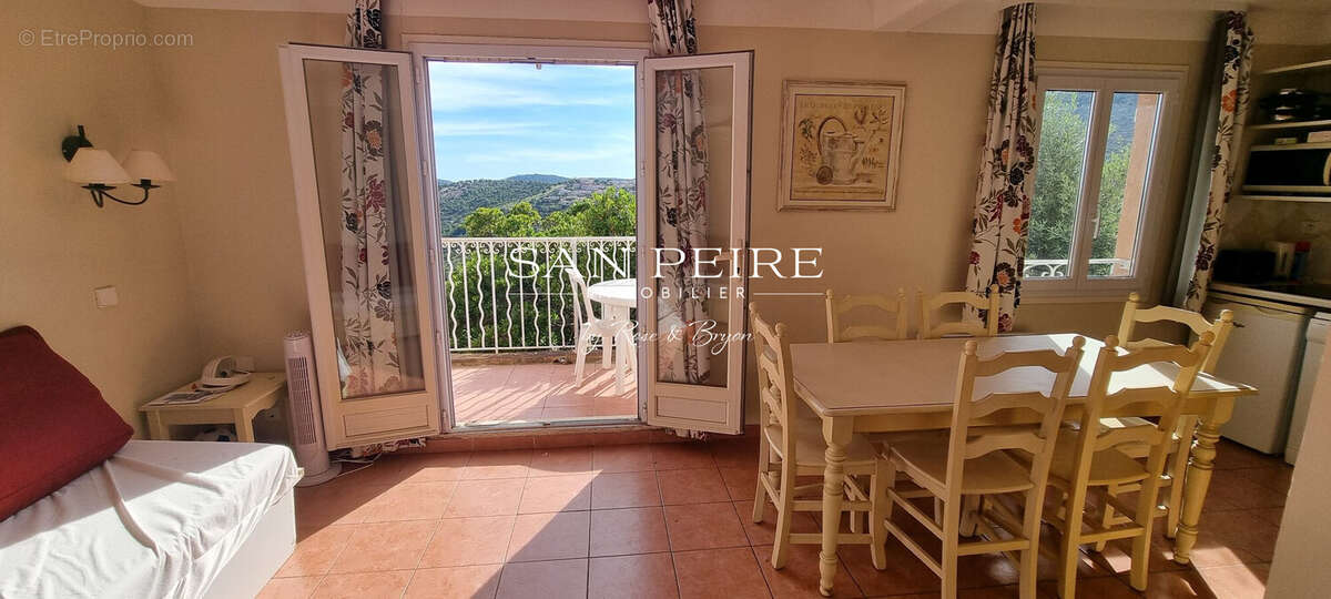 Appartement à LES ISSAMBRES
