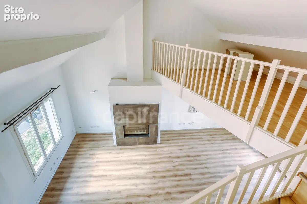 Maison familiale d'environ 140 m² – 4 chambres – Séjour cathédrale – Jardin – Longjumeau - photo 13