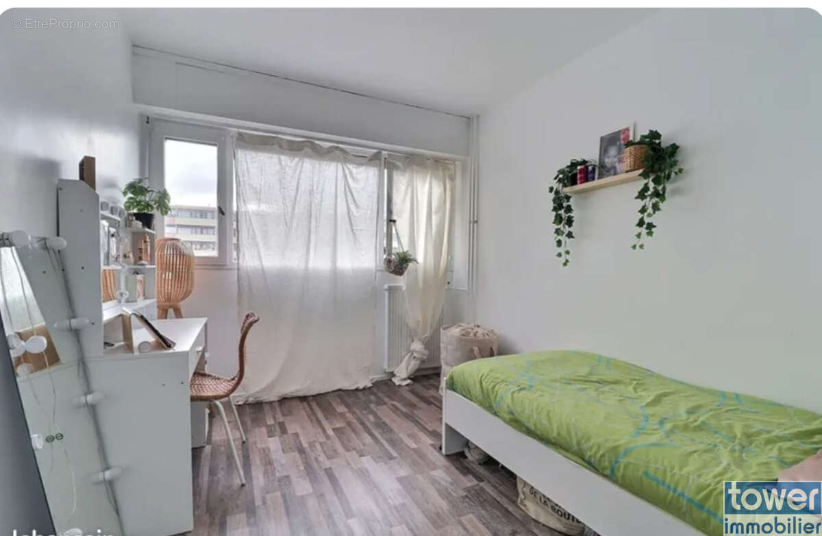 Appartement à CHENNEVIERES-SUR-MARNE
