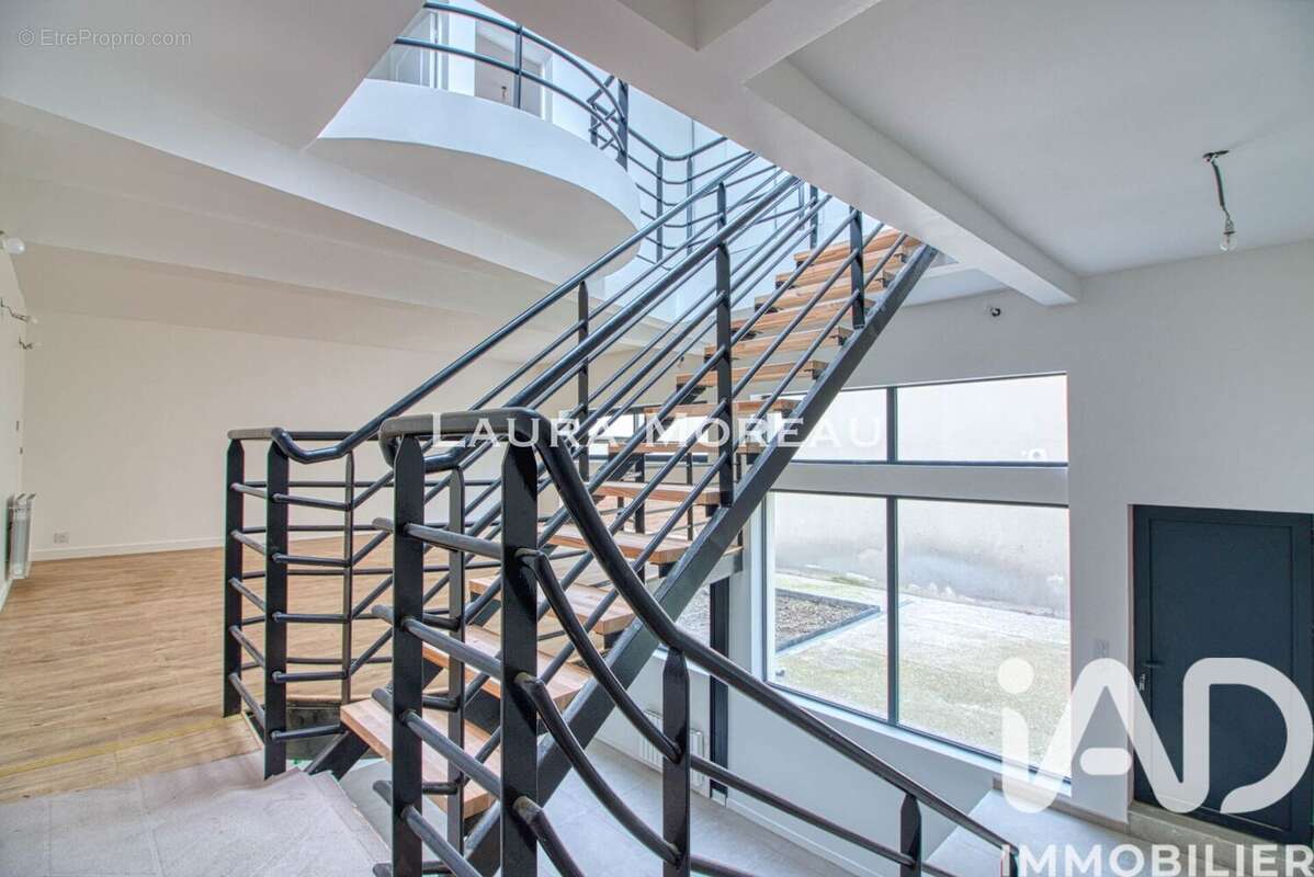 Photo 8 - Commerce à ARGENTEUIL