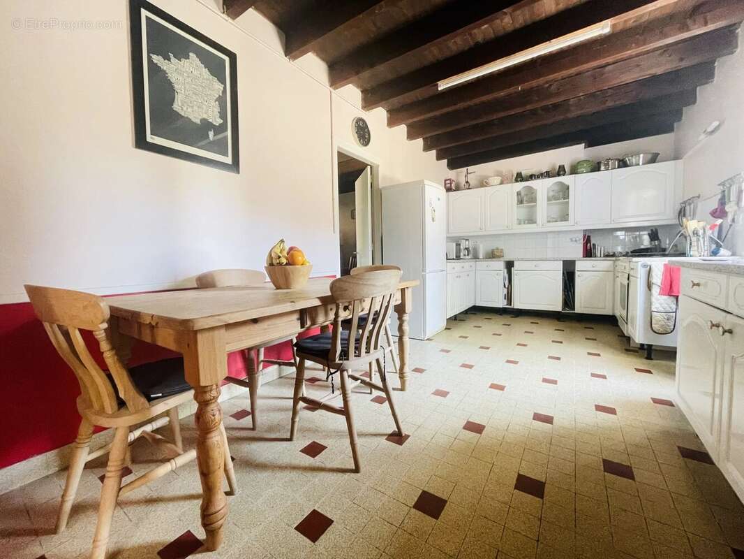 Maison à EXIDEUIL