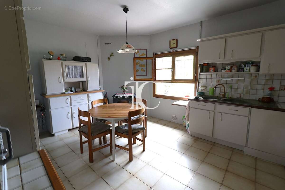 Maison à SAINT-AMBROIX