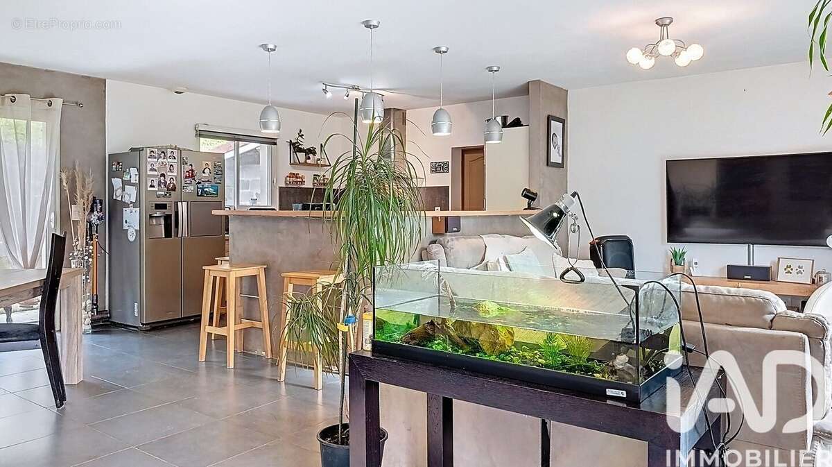 Photo 4 - Maison à LAHOURCADE