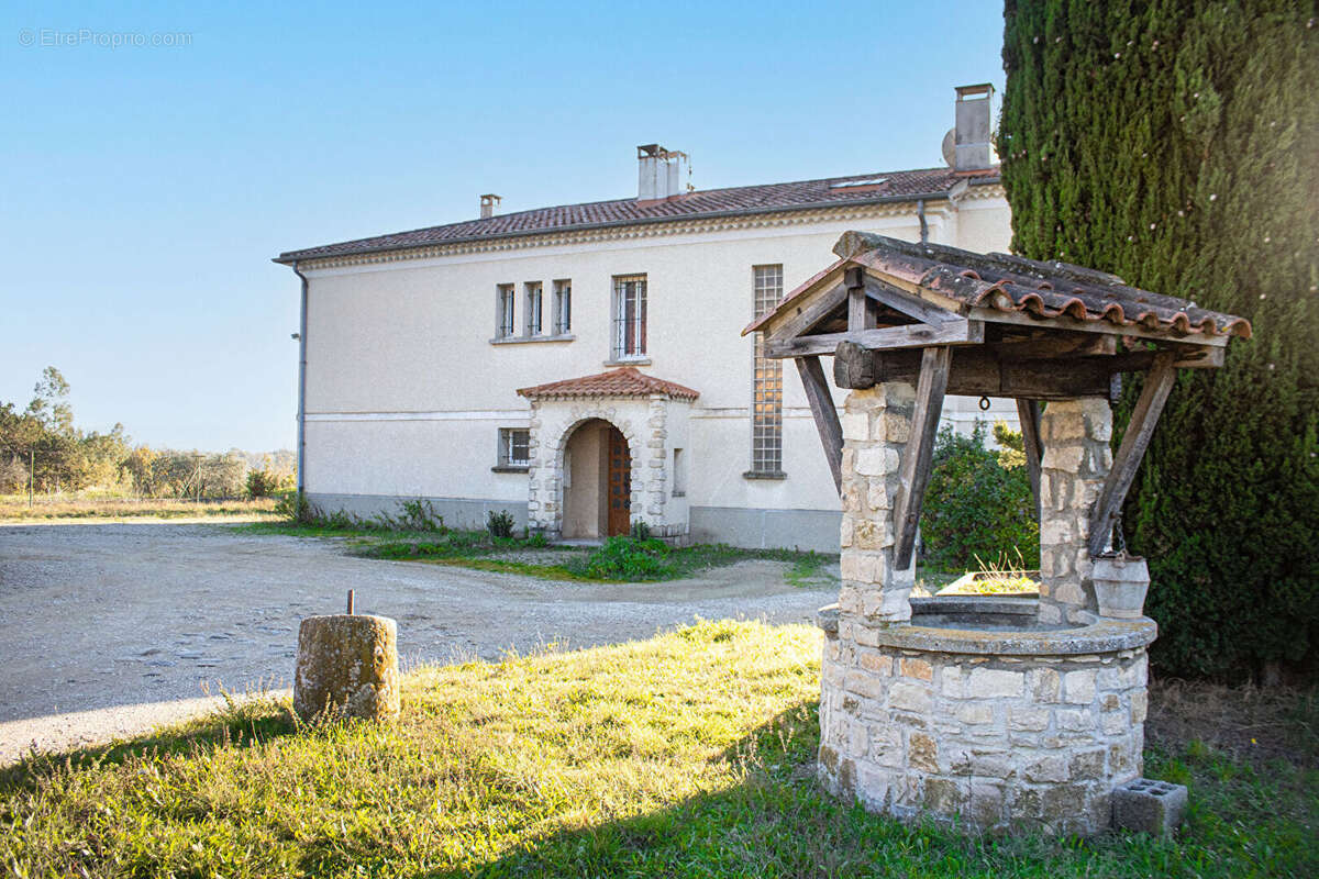 Maison à CADENET