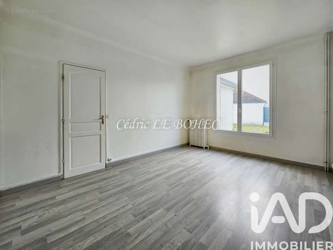 Photo 8 - Maison à BEAUCHAMP