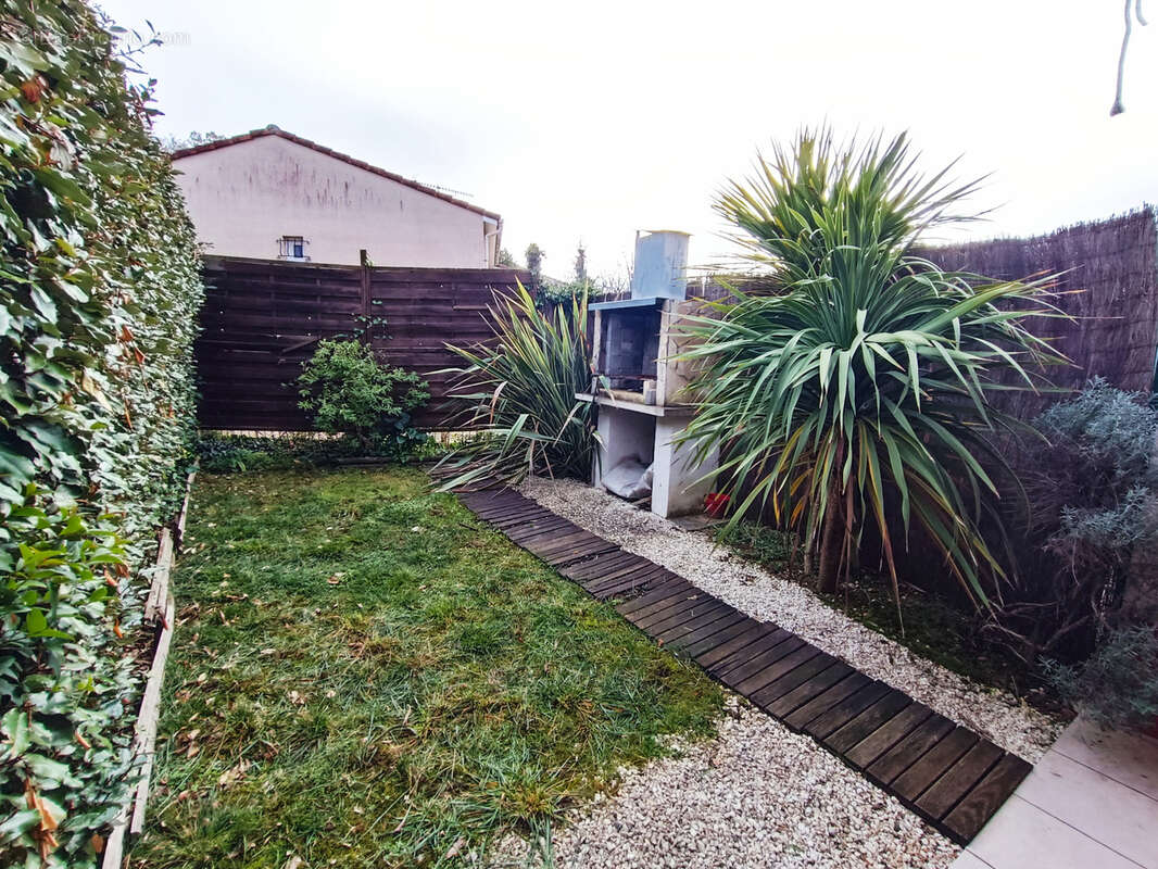 Appartement à FRONTON