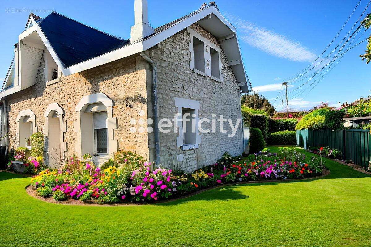 Maison 103 m² à Saint-Georges-De-Didonne  - photo 3