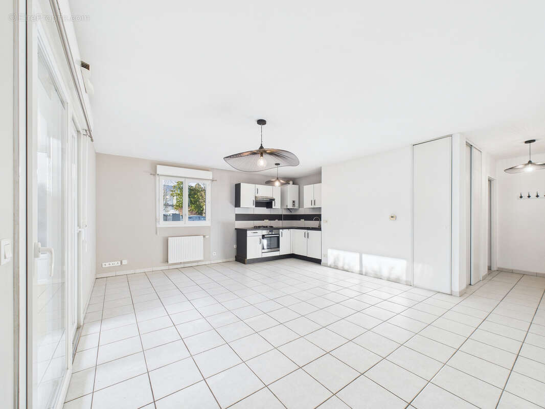 Appartement à COGNIN