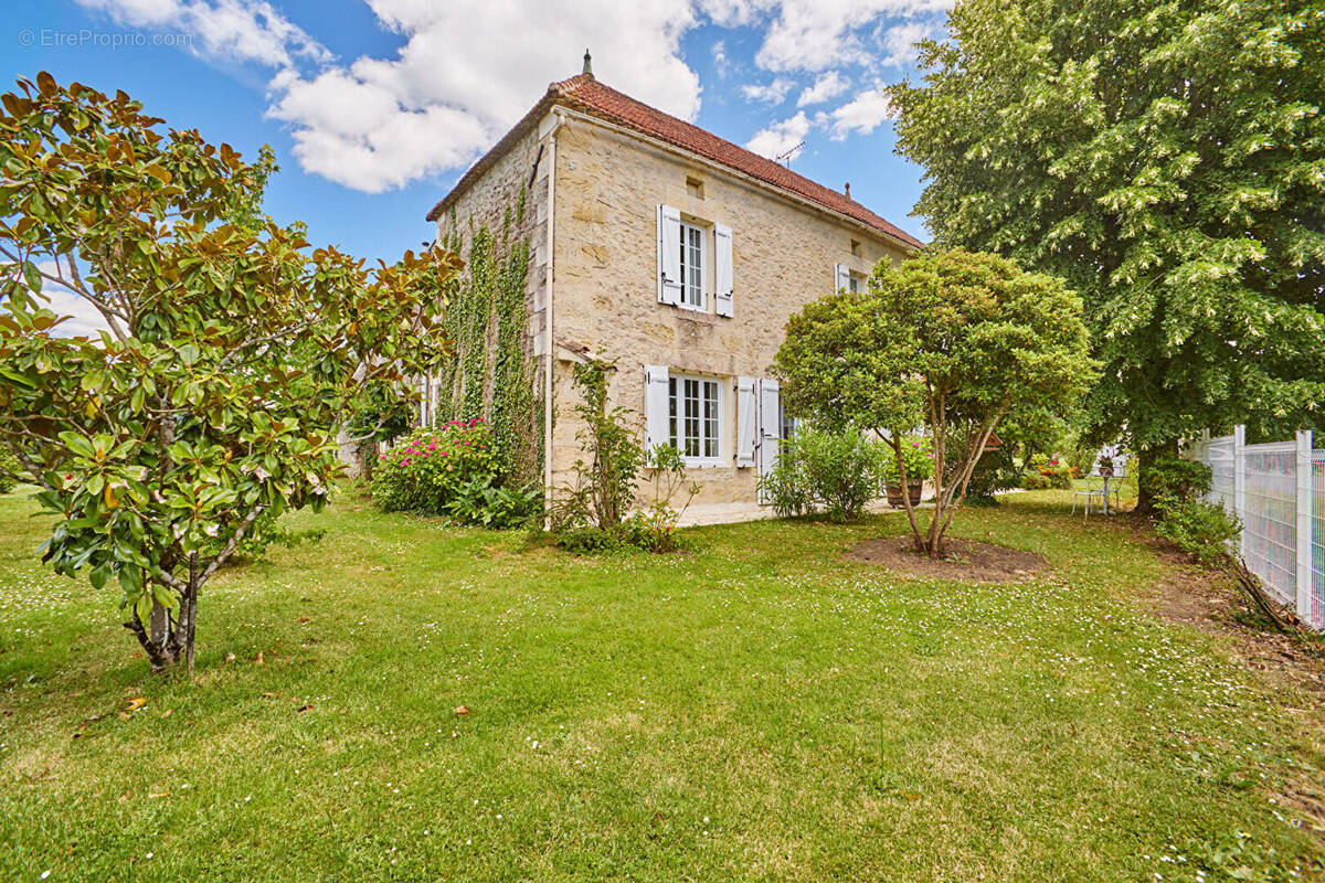 Maison à PELLEGRUE