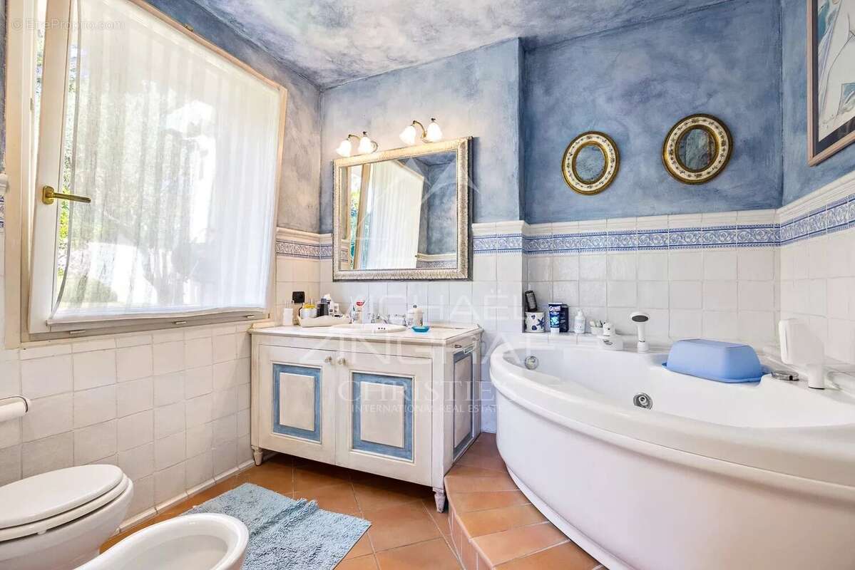 Maison à ANTIBES