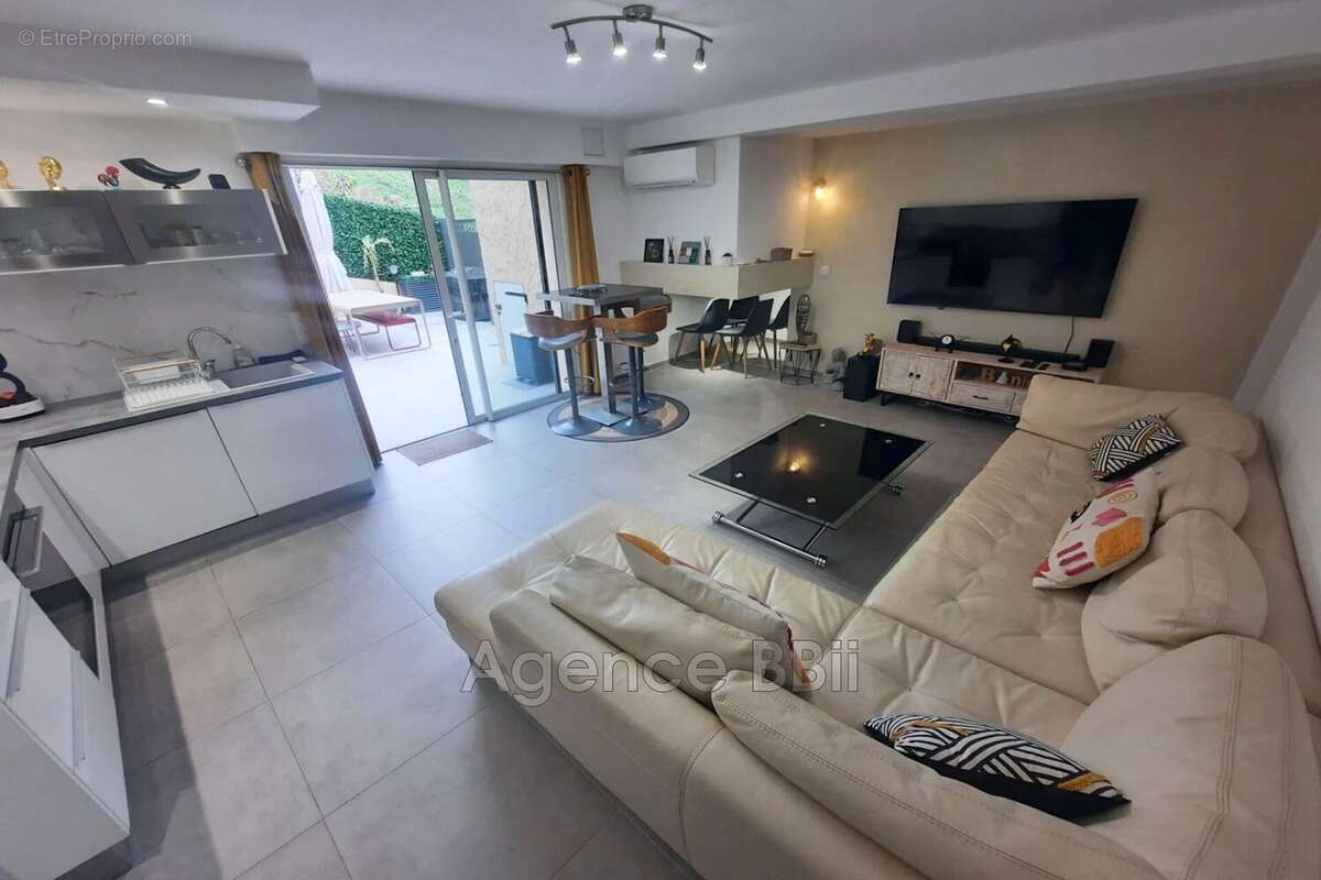 Appartement à CAGNES-SUR-MER