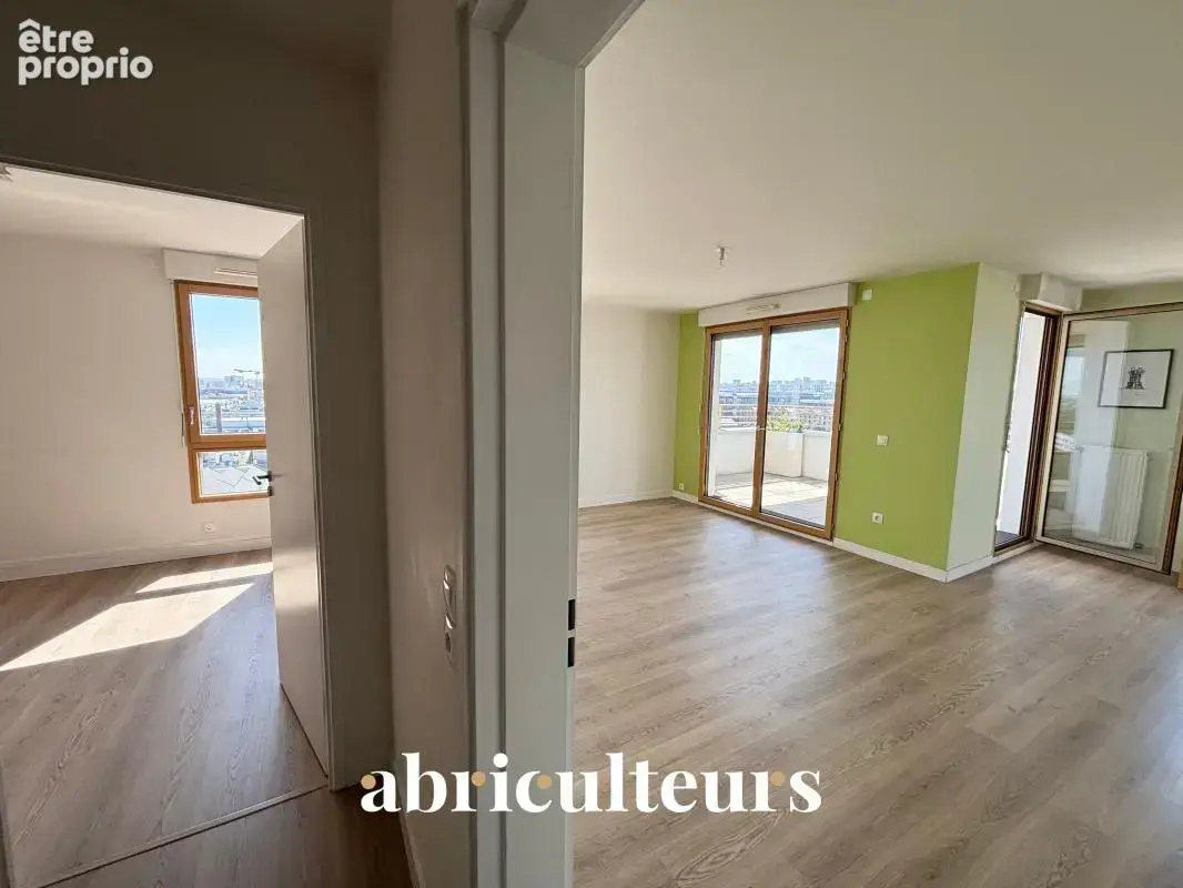 Vaste appartement de caractère 119 m² en immeuble d’architecte avec balcon et terrasse à Aubervilliers (93300) - photo 5