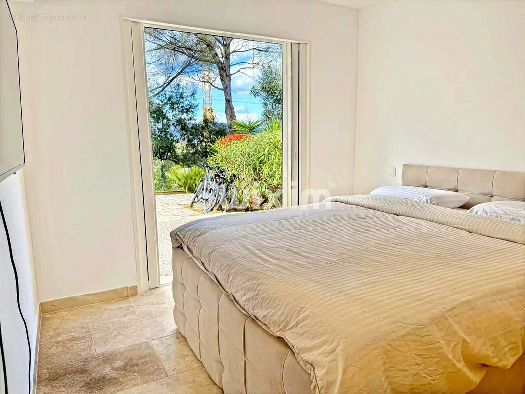 Appartement à GASSIN