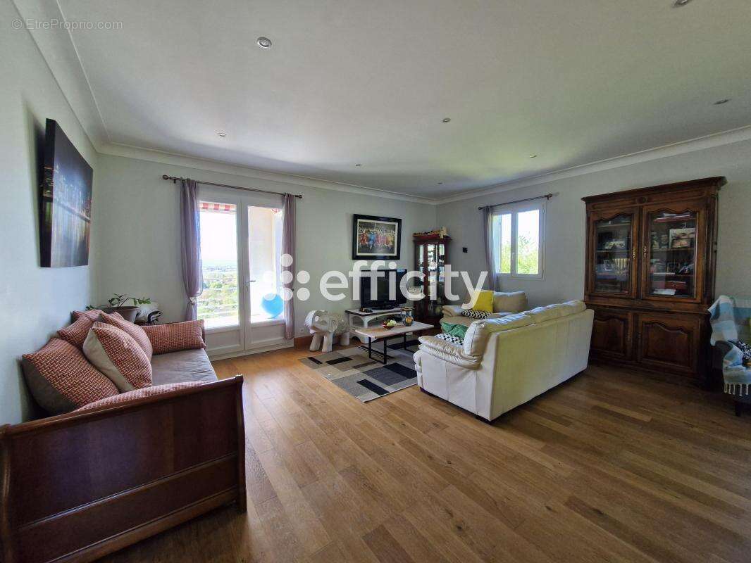 Maison à BON-ENCONTRE