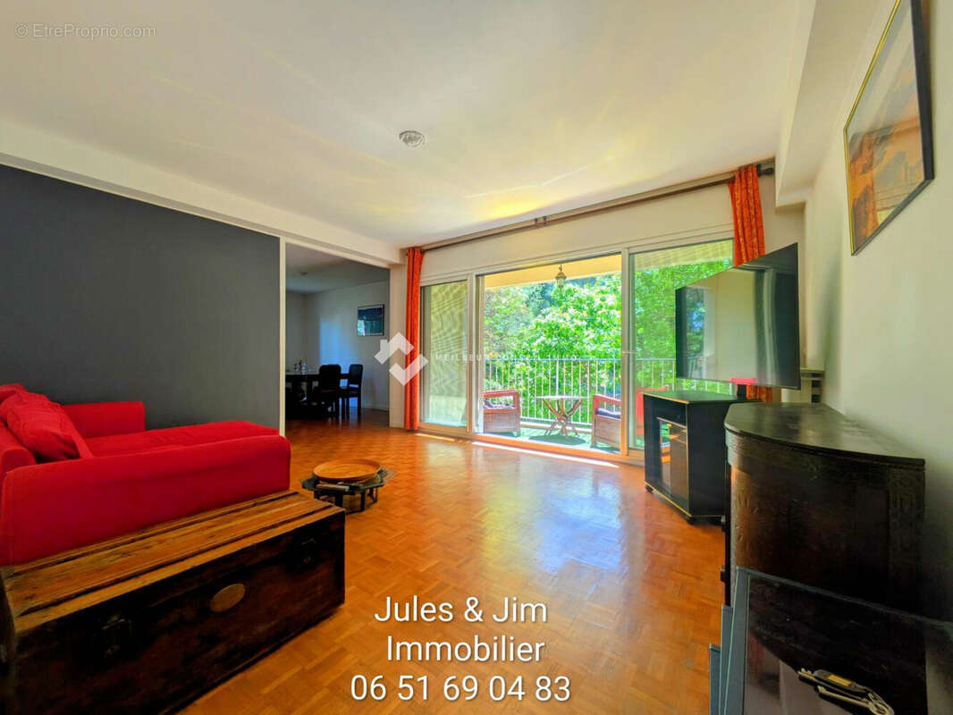 Appartement à MARSEILLE-9E