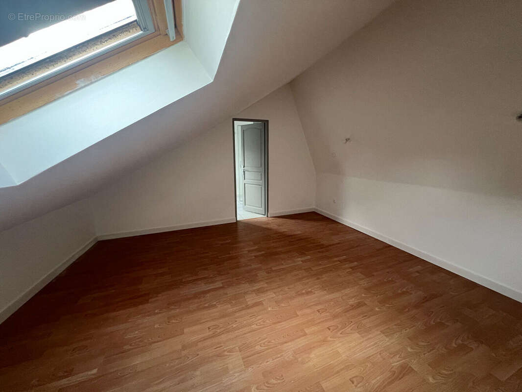 Maison à SAINT-QUENTIN