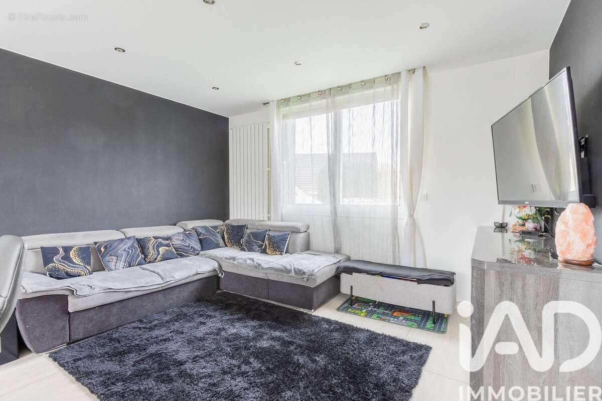 Photo 2 - Maison à SAVIGNY-SUR-ORGE