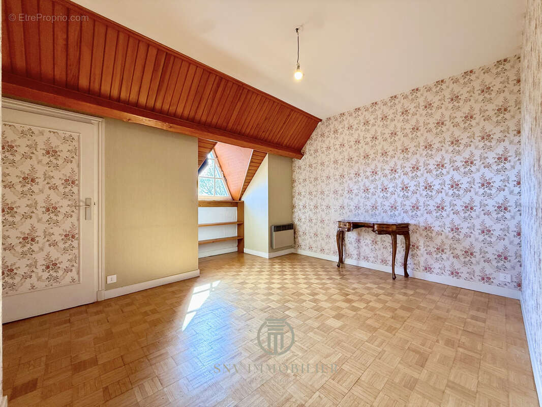 Maison à FEURS