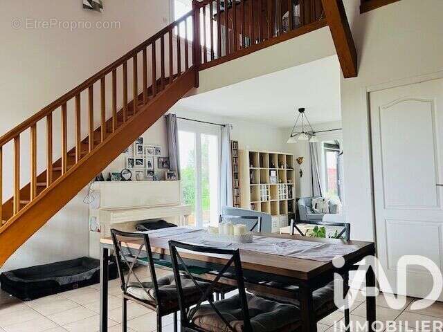 Maison 143 m² à Lafitte-Vigordane  - photo 7