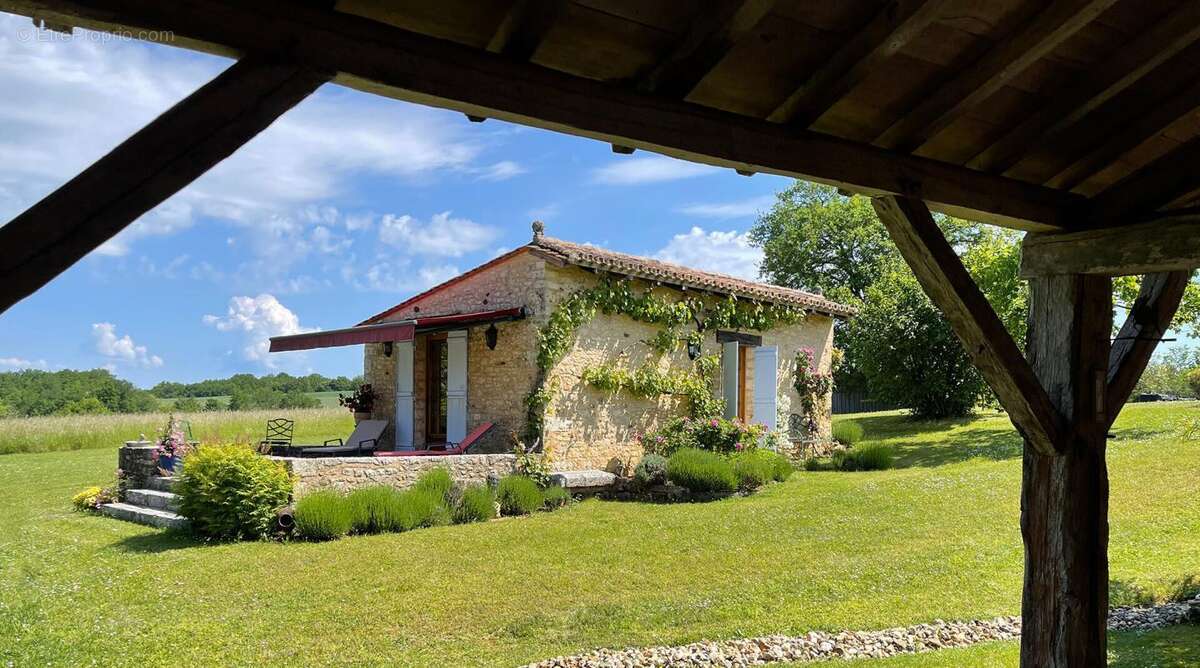 Maison à SAINTE-ALVERE