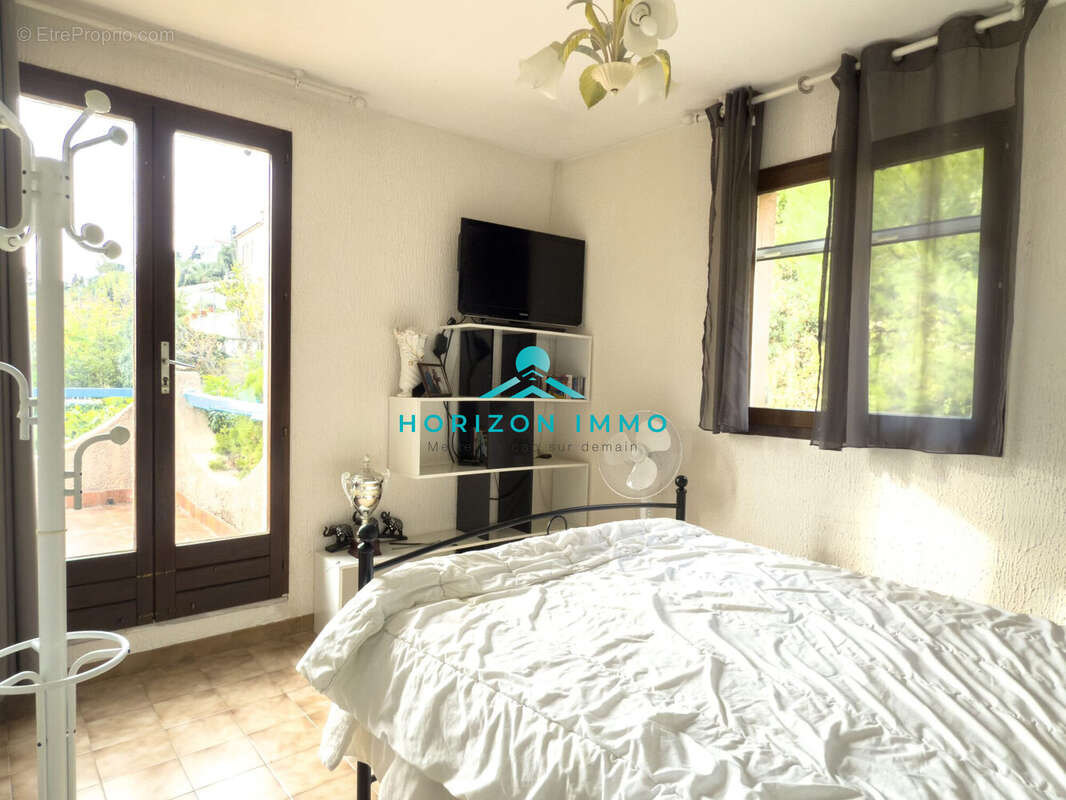 Maison à SAINT-LAURENT-DU-VAR