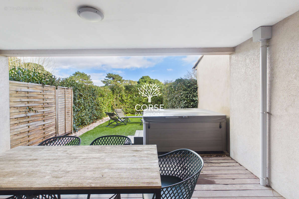 Appartement à LECCI