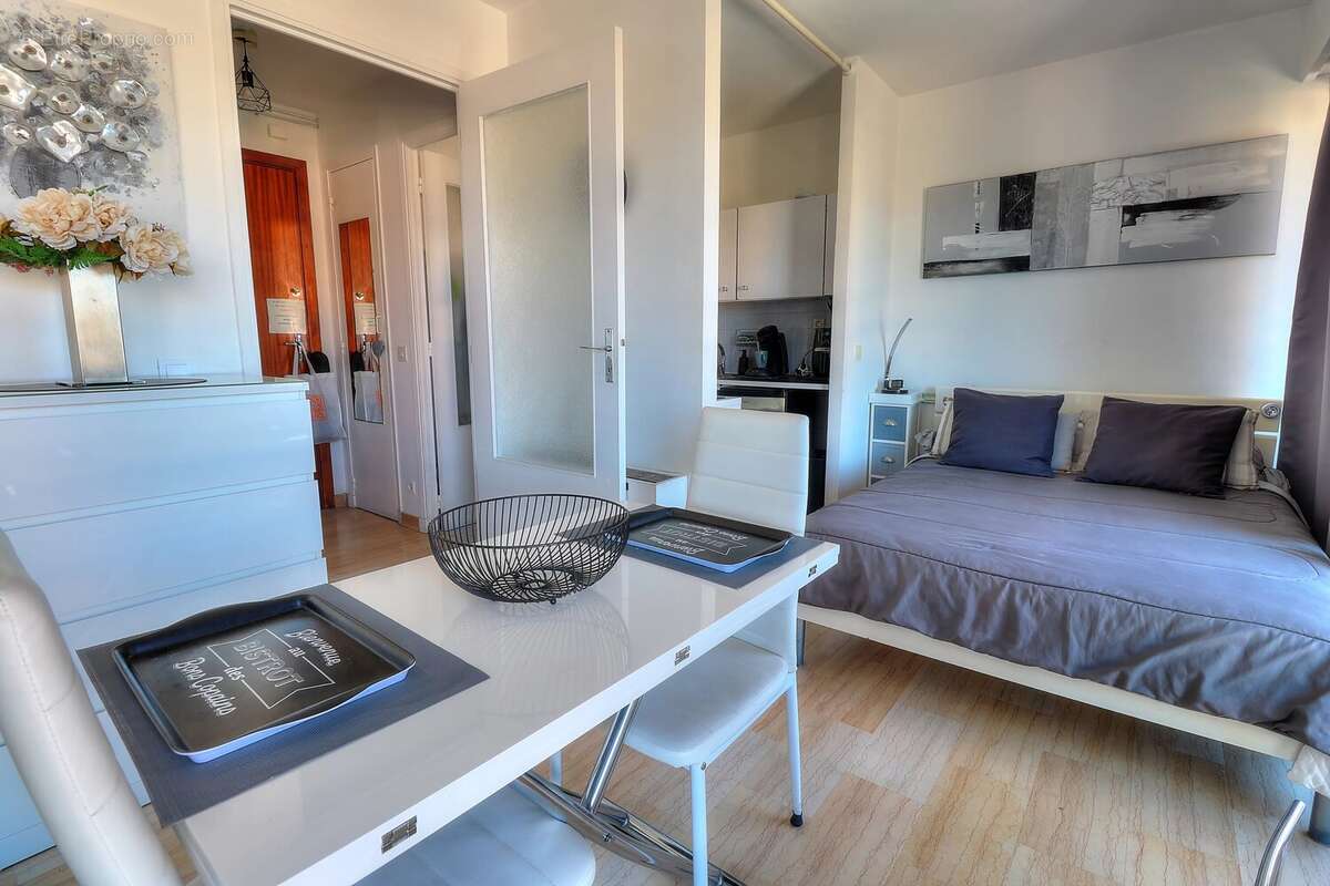 Appartement à CAGNES-SUR-MER