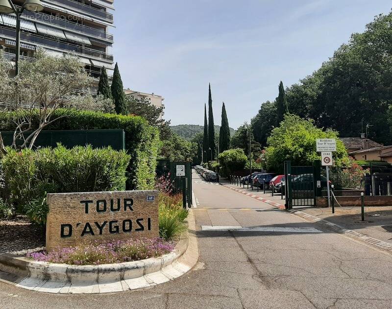 Appartement à AIX-EN-PROVENCE