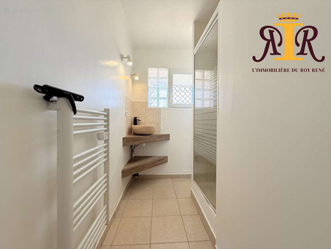 Appartement à PERTUIS