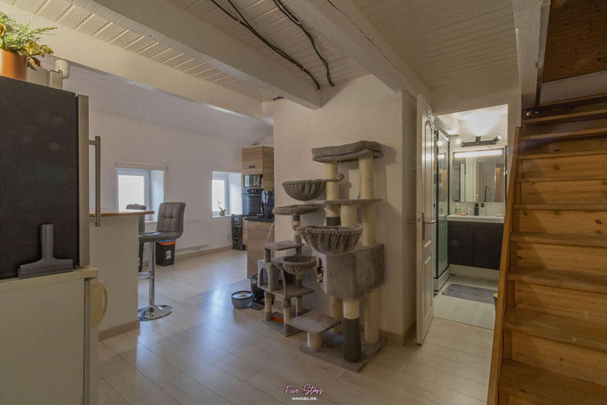Appartement à VEZELISE