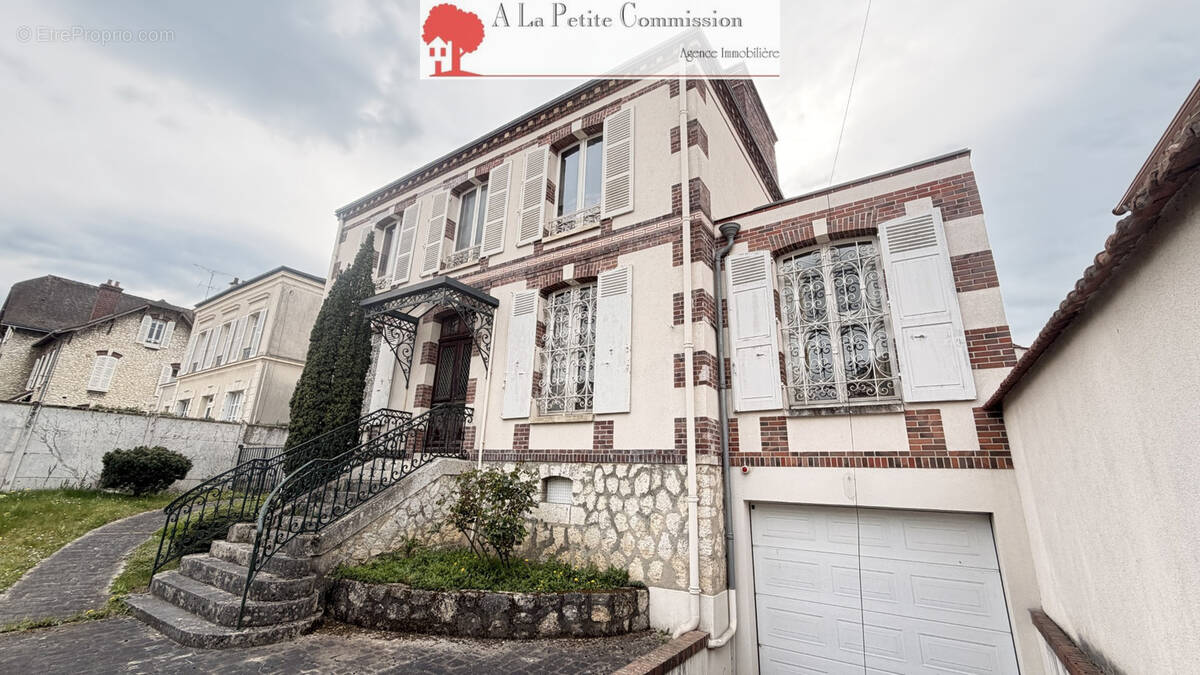 Maison à CHARTRES
