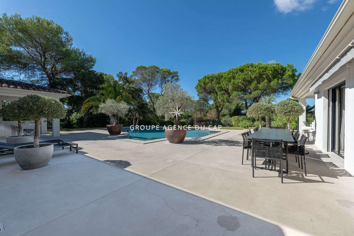 Maison à SAINT-RAPHAEL