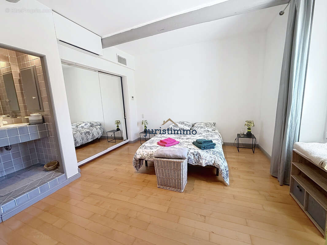 Maison à VAISON-LA-ROMAINE