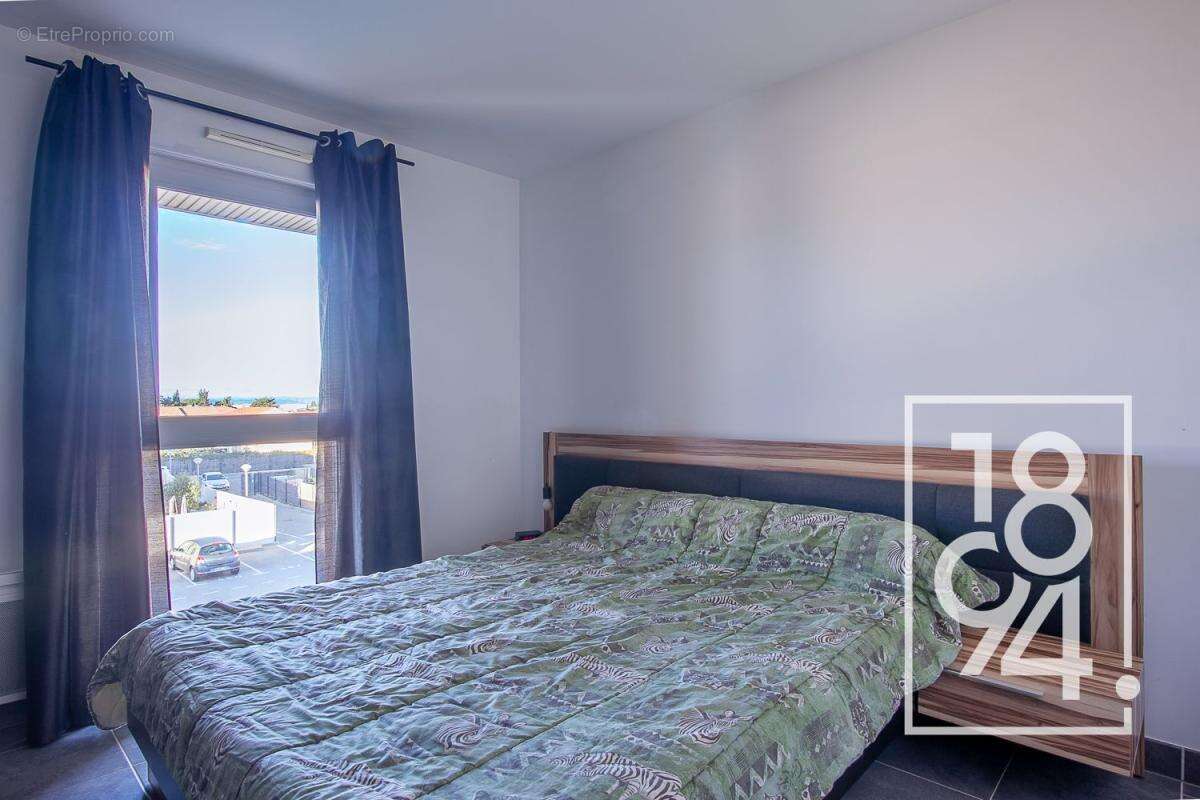 Appartement à CHATEAUNEUF-LES-MARTIGUES