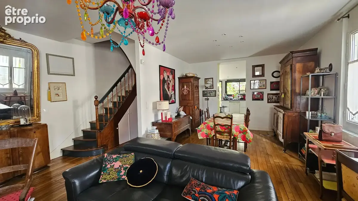 Maison 6 pièces 127 m² · à Tours · 127 m² · 520 000 €