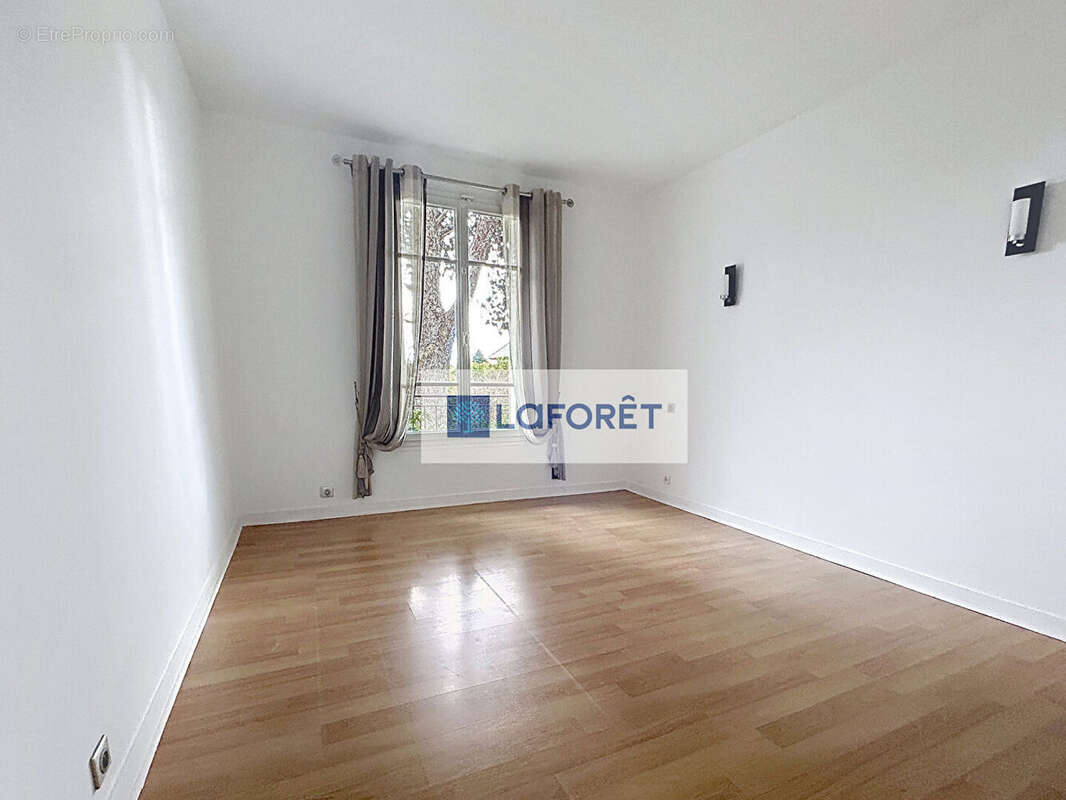 Maison à SARTROUVILLE