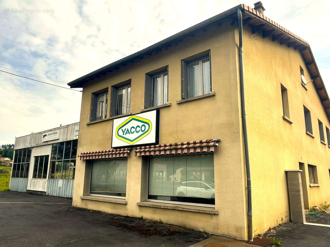 Commerce à USSON-EN-FOREZ