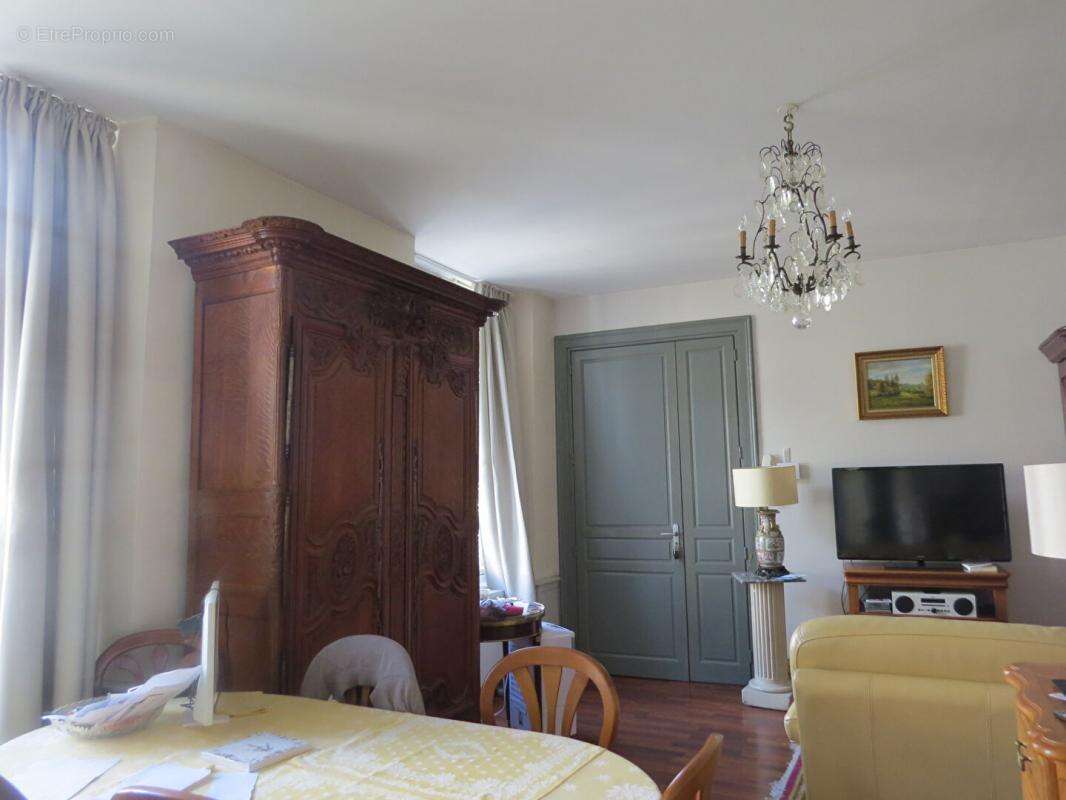 Appartement à FONTENAY-LE-COMTE