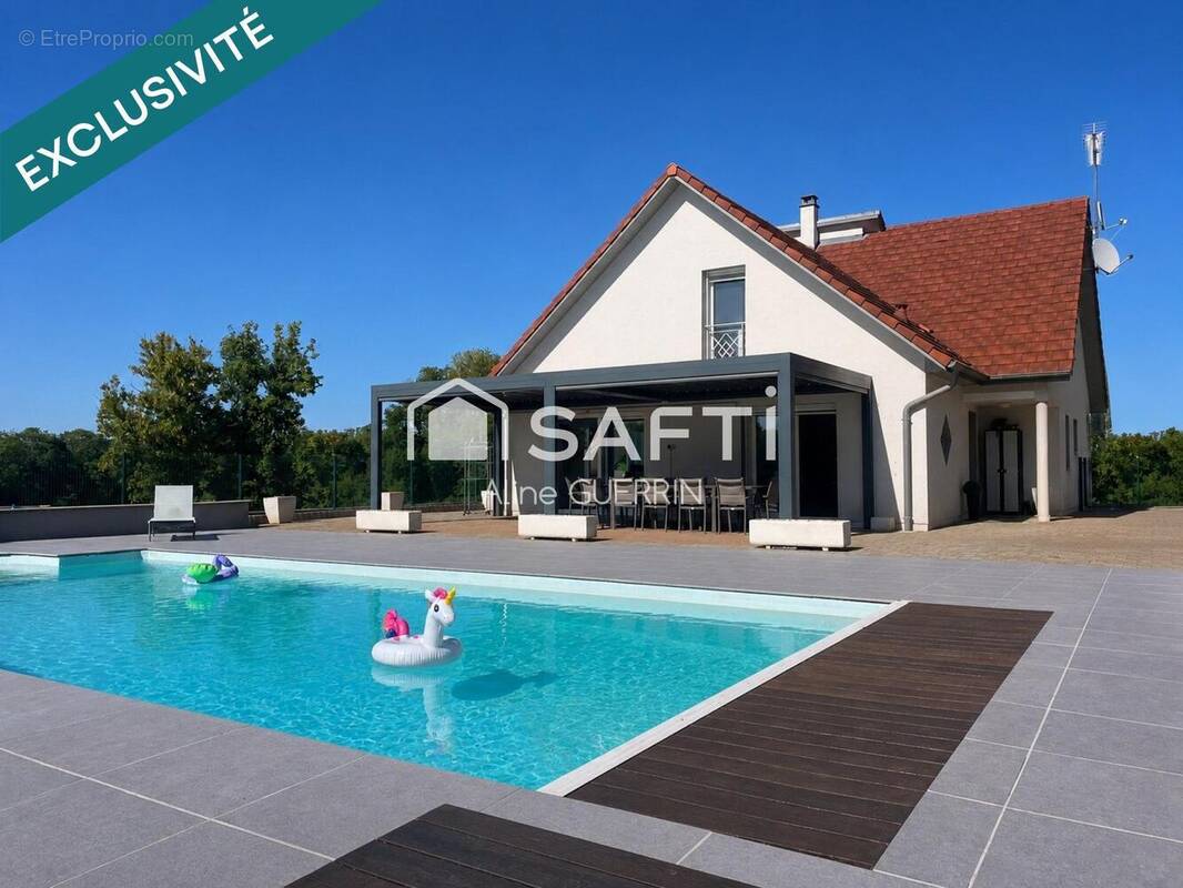 Photo 1 - Maison à FRAISANS
