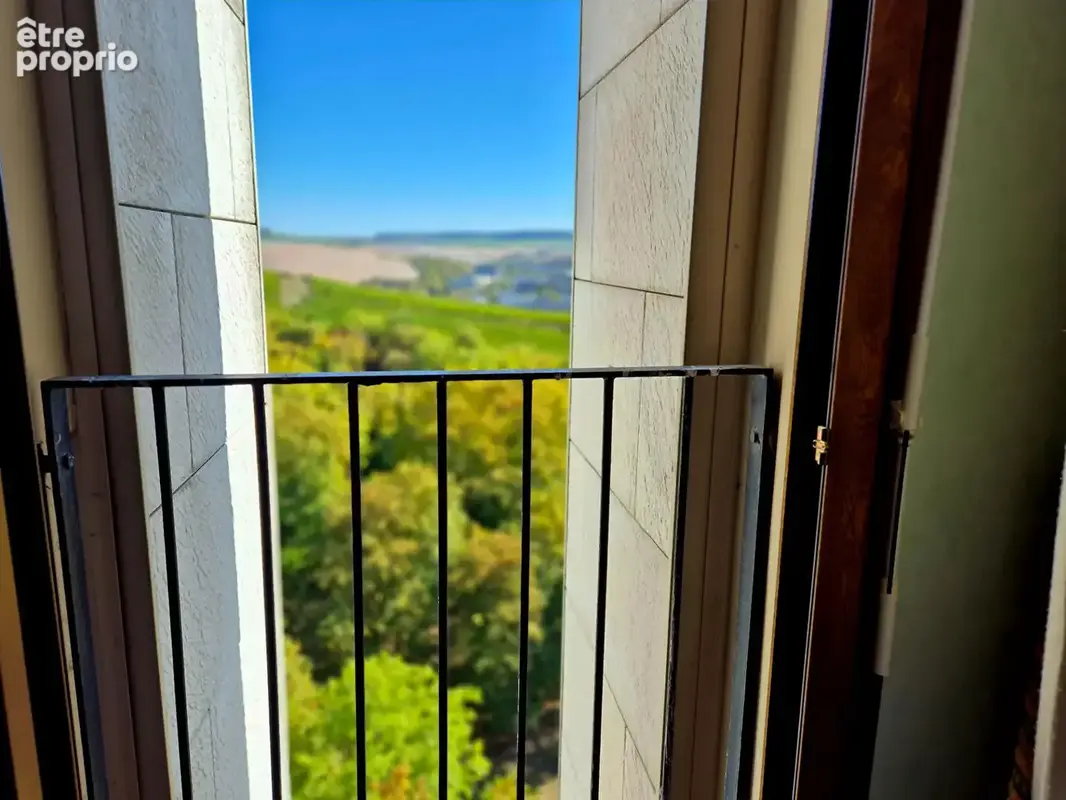 Appartement 3 pièces 69.90 m² au 7ème étage avec balcon et garage - photo 7