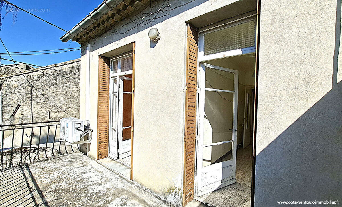 Maison à ROQUEMAURE