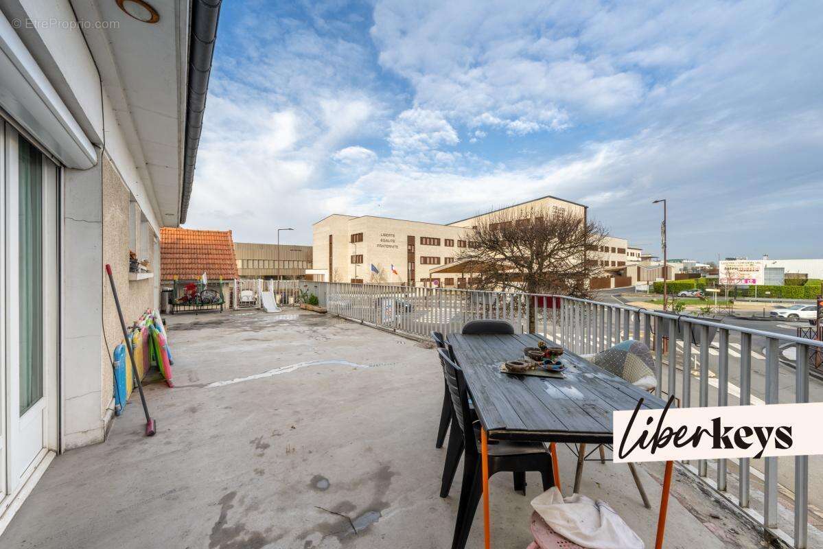 Appartement à VILLENEUVE-LE-ROI