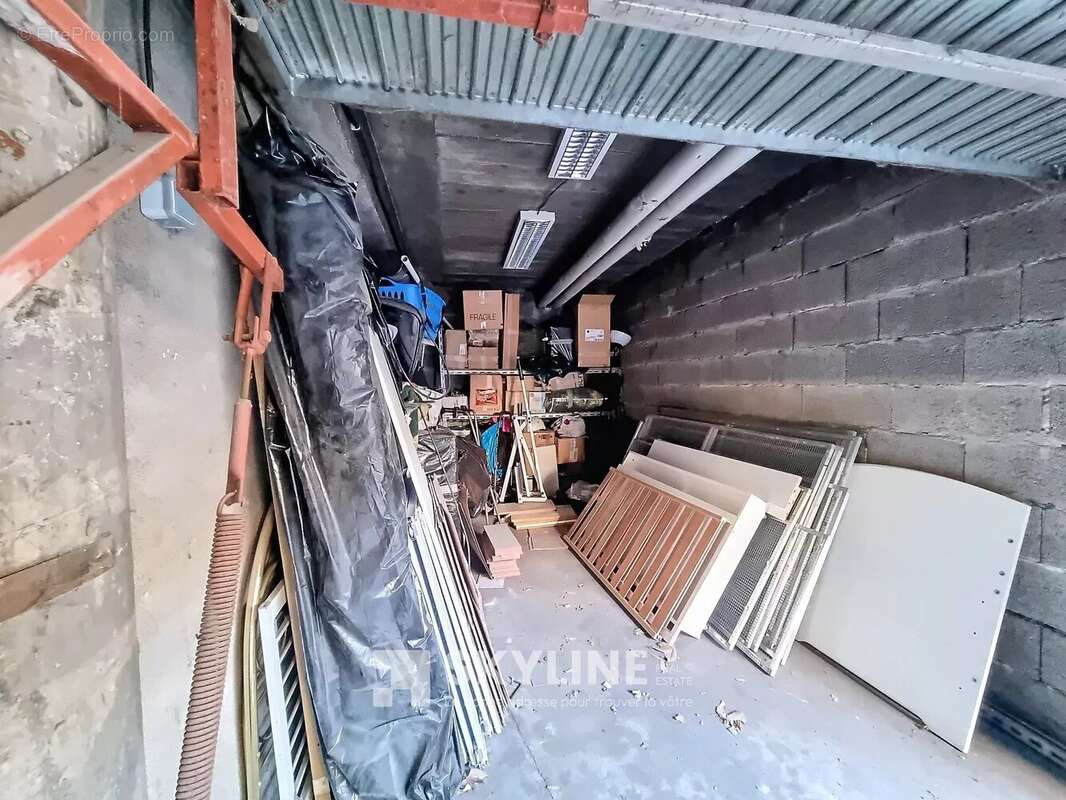 Parking à MARSEILLE-15E